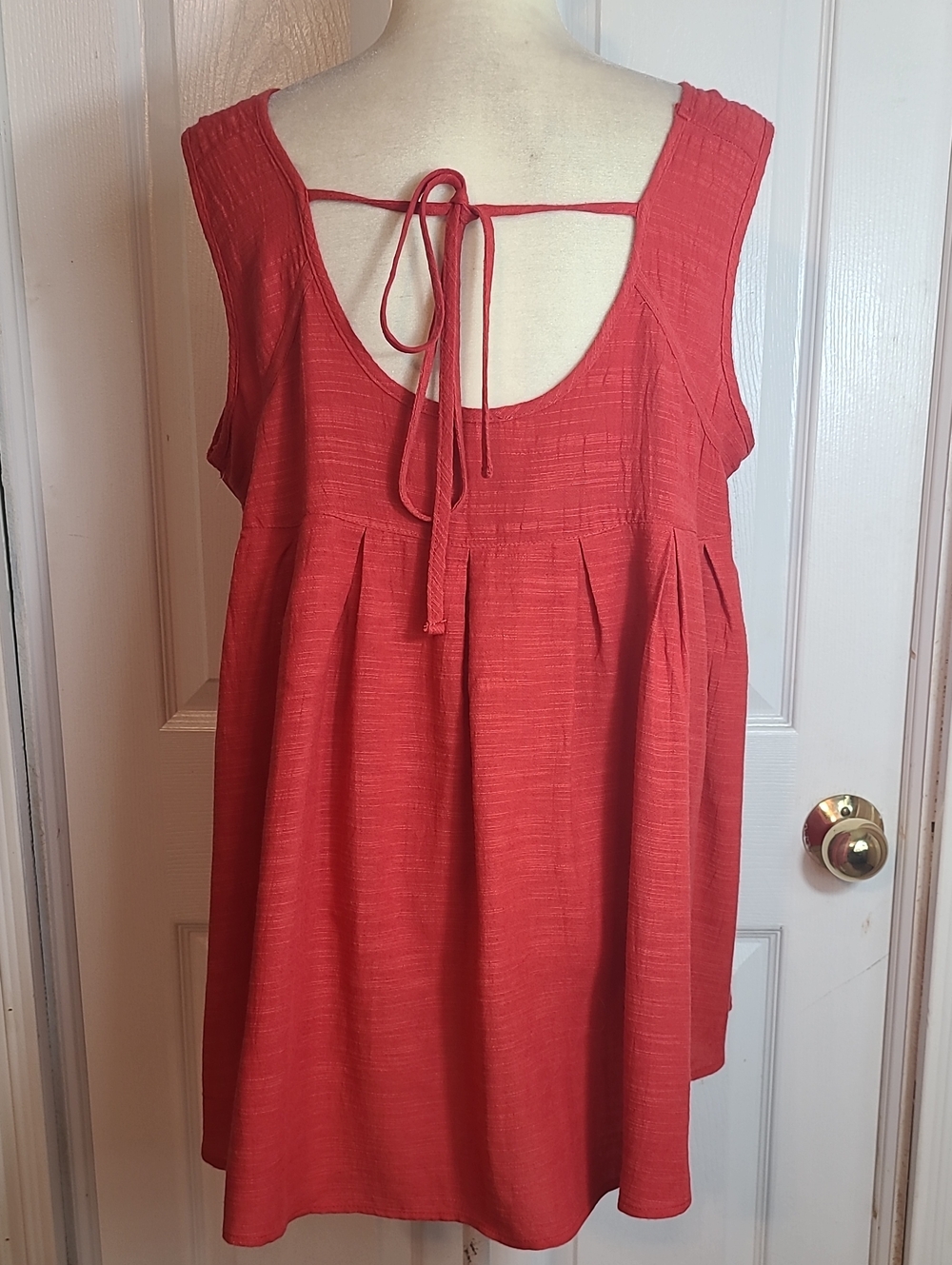 Easel Pleated Babydoll Blouse - Picture 5 of 12